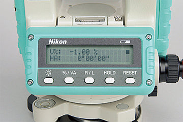 elektronischer Theodolit NE-100, Nikon